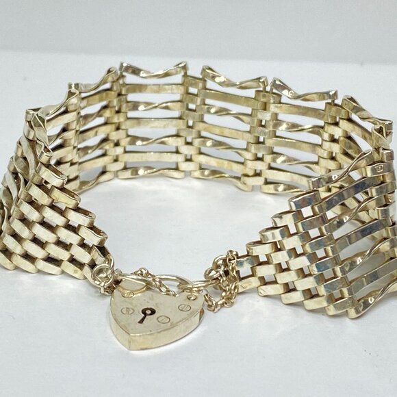 Antique English Sterling Silver Gate Link Bracelet w Heart Padlock JR1087